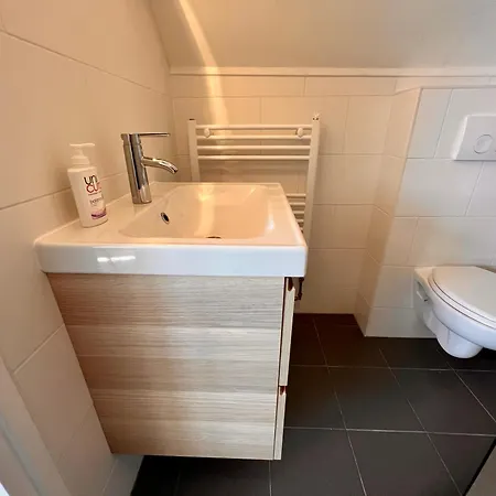 Church Square Apartment *